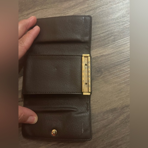 LV Damier Ebene Multicles 6 Key Holder - Picture 5 of 7